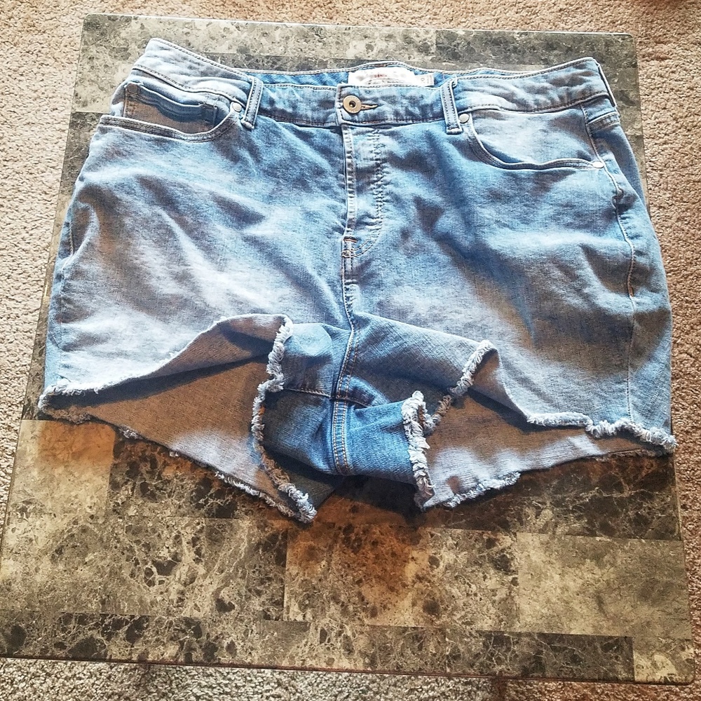 Torrid High Waist Light Wash Cutoff Short Shorts